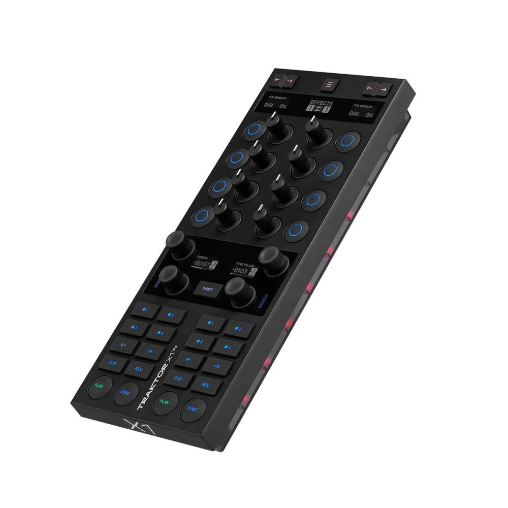 Native Instruments Traktor Kontrol X1 MK3 - Image 2