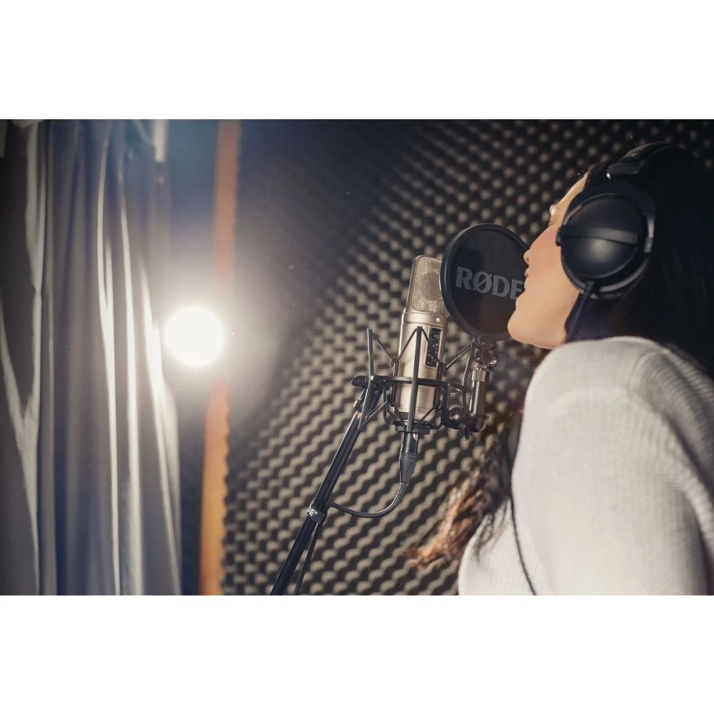 Rode NT2-A Studio Condenser Microphone Bundle - Image 3