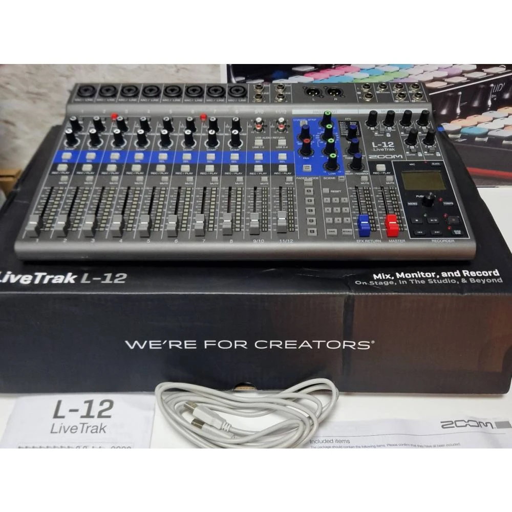 Pre-Owned Zoom LiveTrak L-12 Mixer - Image 2